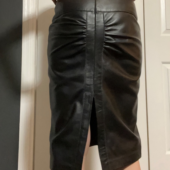 Bebe midi faux leather skirt xs - Picture 2 of 4